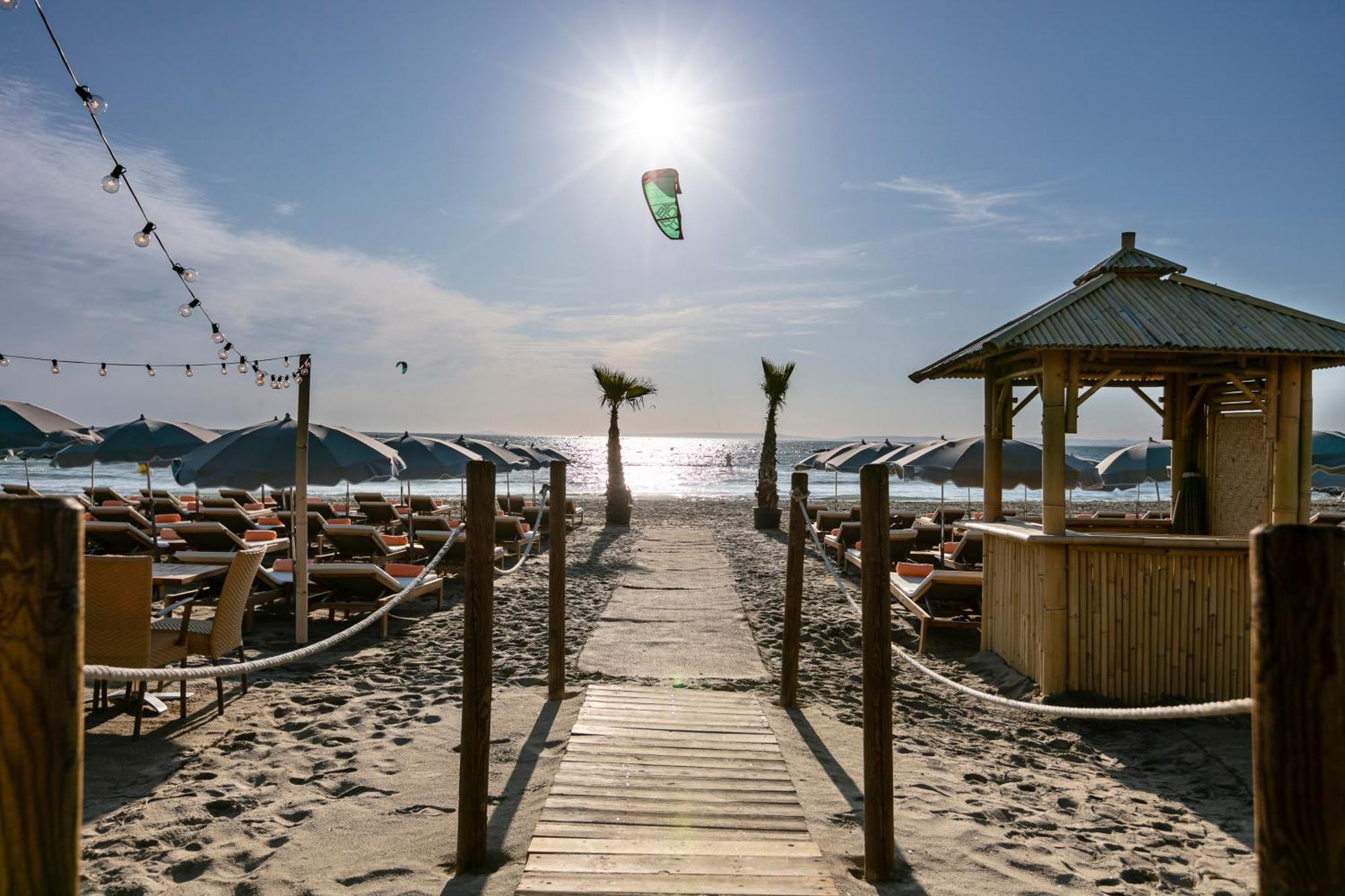Thalazur Port-Camargue - Hotel & Spa ル・グロー・デュ・ロワ エクステリア 写真